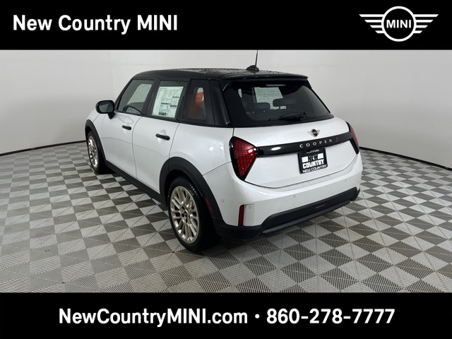 2025 Mini Cooper 4 Door Hardtop Signature photo 5