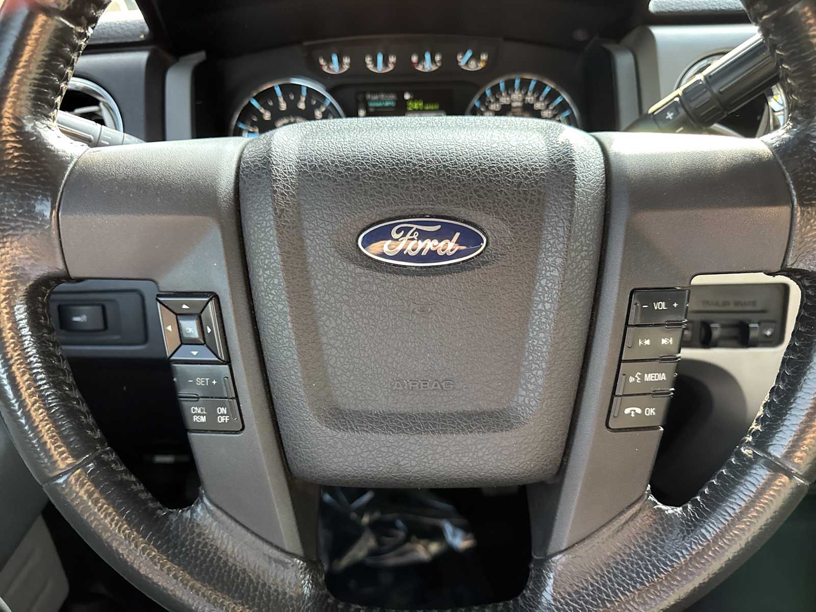 2012 Ford F-150 XLT photo 23
