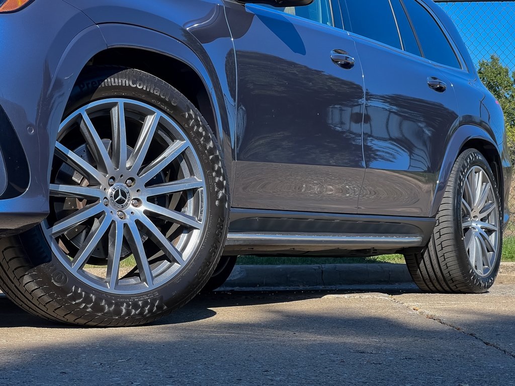 2024 Mercedes Benz GLS 580 4MATIC photo 4