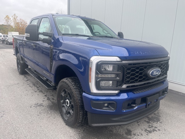 2026 Ford F-250 Super Duty XL's photo