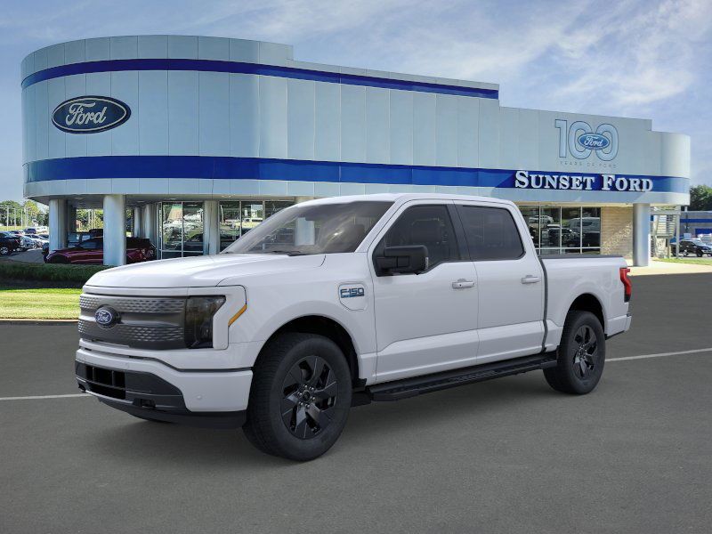 2025 Ford F-150 Lightning Flash's photo