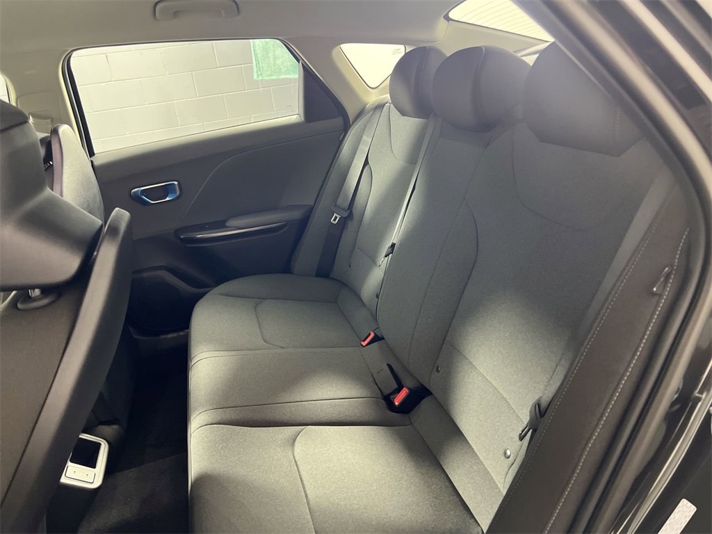 2025 Kia K4 LX photo 27