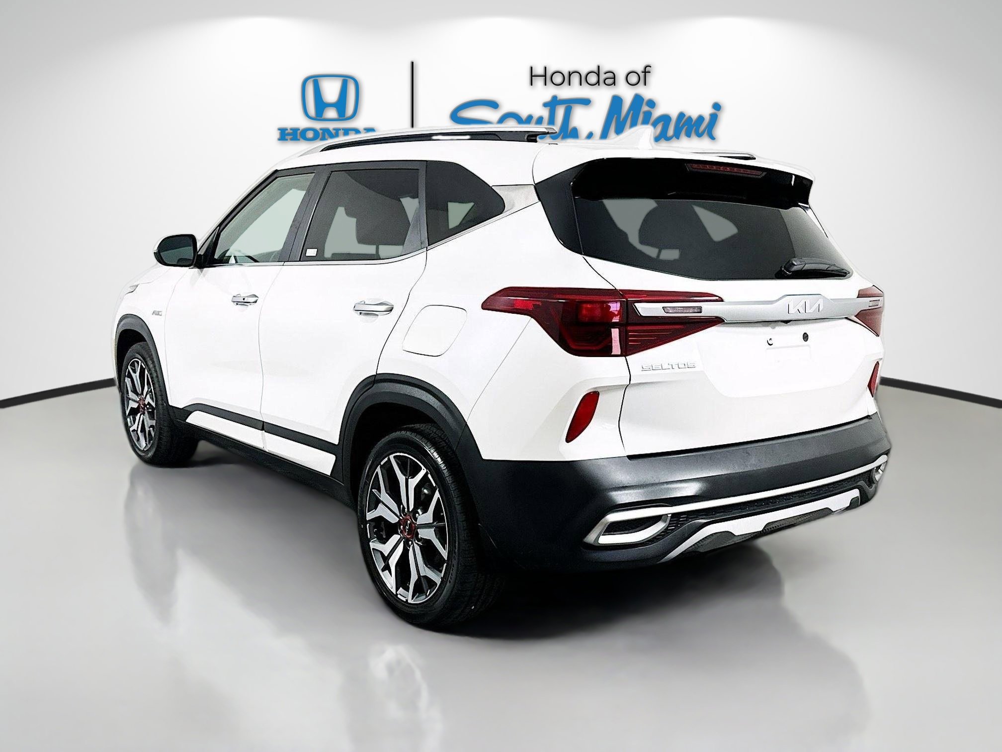 2023 Kia Seltos SX photo 4