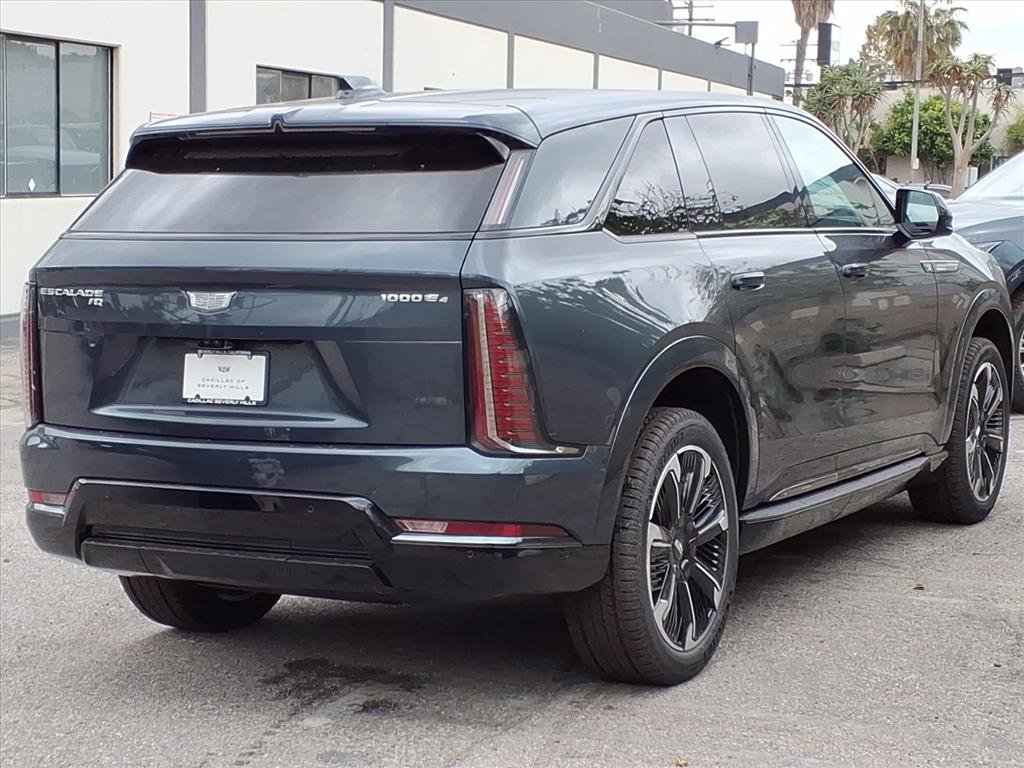 2026 Cadillac Escalade IQ Premium Sport photo 3