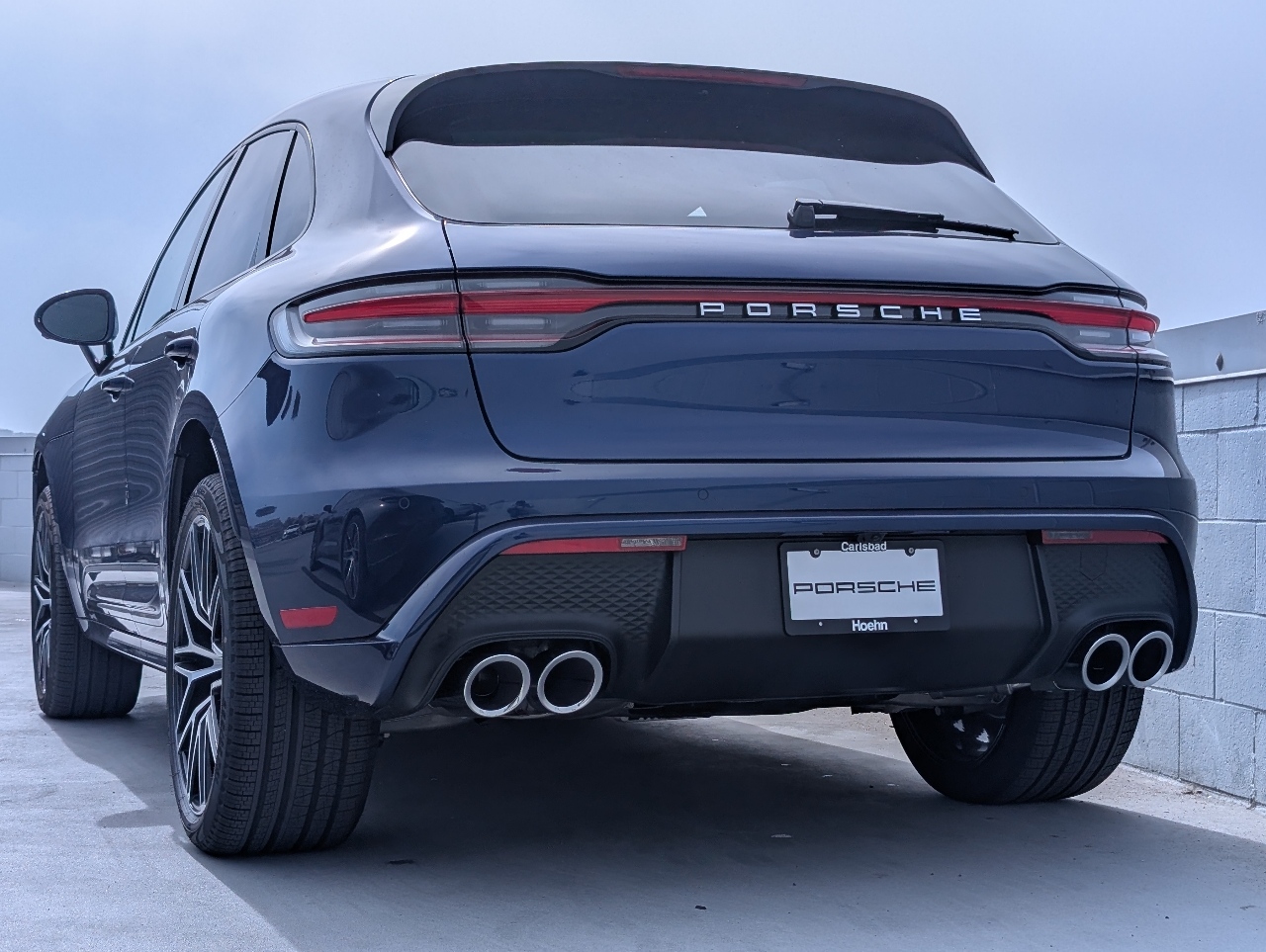 2026 Porsche Macan T photo 3