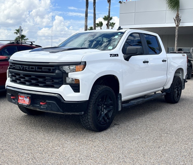 2023 Chevrolet Silverado 1500 Custom Trail Boss photo 3