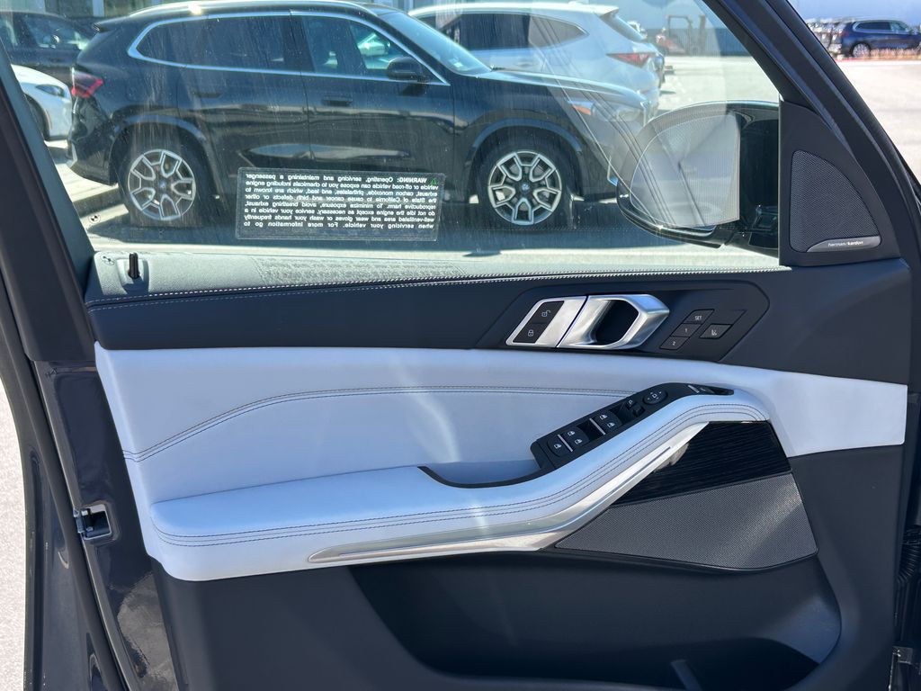 2026 Bmw X5 M60i photo 11