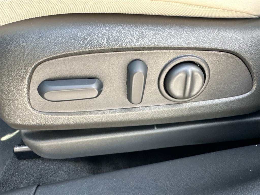 2026 Buick Encore GX Avenir photo 20