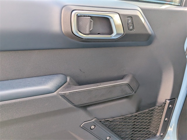 2025 Ford Bronco Heritage First Edition photo 4