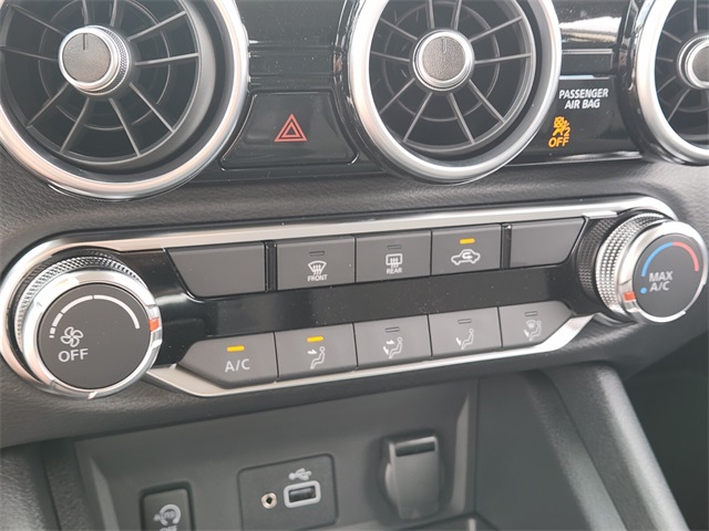 2025 Nissan Sentra S photo 11