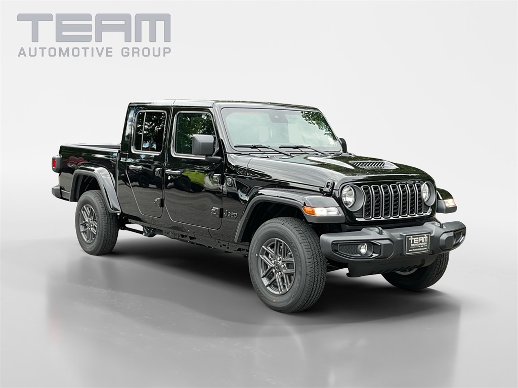 2025 Jeep Gladiator Sport S's photo