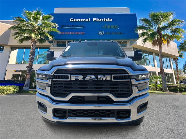 2025 Ram 2500 Tradesman photo 2