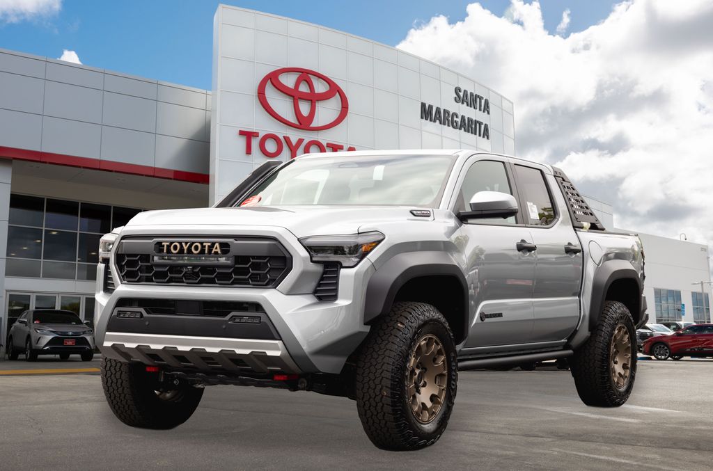 2025 Toyota Tacoma Trailhunter's photo