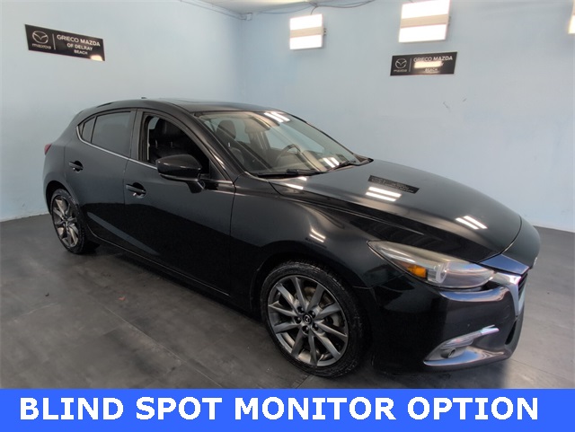 2018 Mazda Mazda3 Grand Touring photo 2