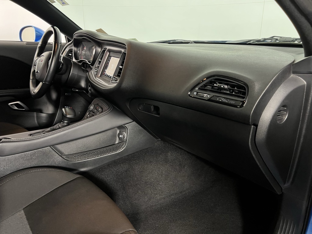 2023 Dodge Challenger R/T photo 23