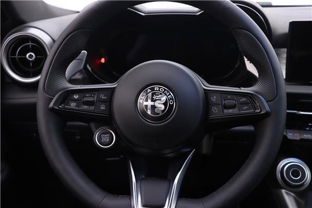 2024 Alfa Romeo Tonale Veloce photo 13