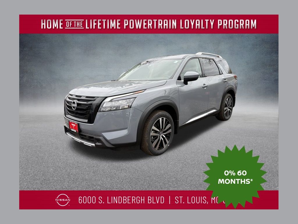 2025 Nissan Pathfinder Platinum's photo