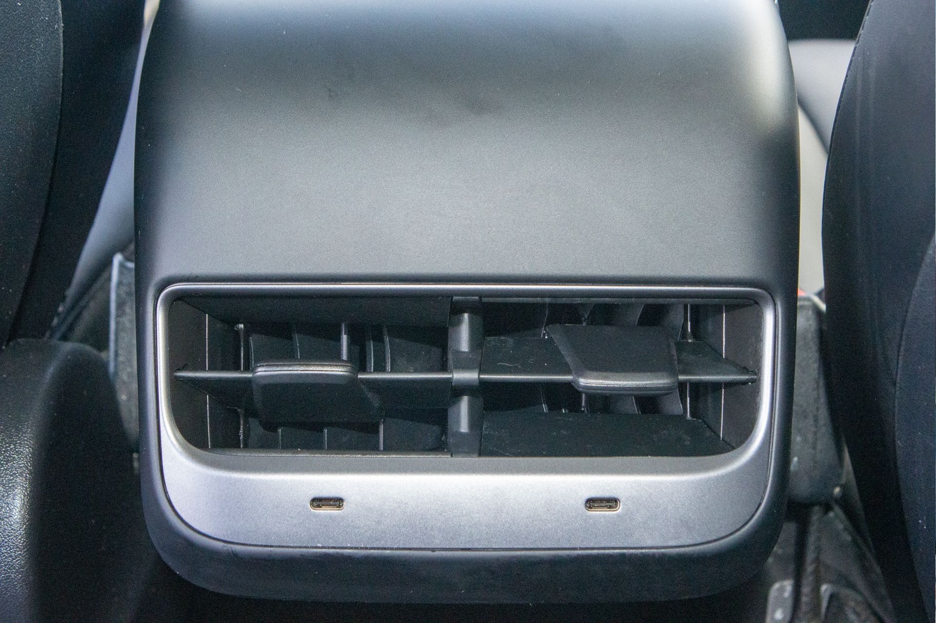 2020 Tesla Model Y Long Range photo 12