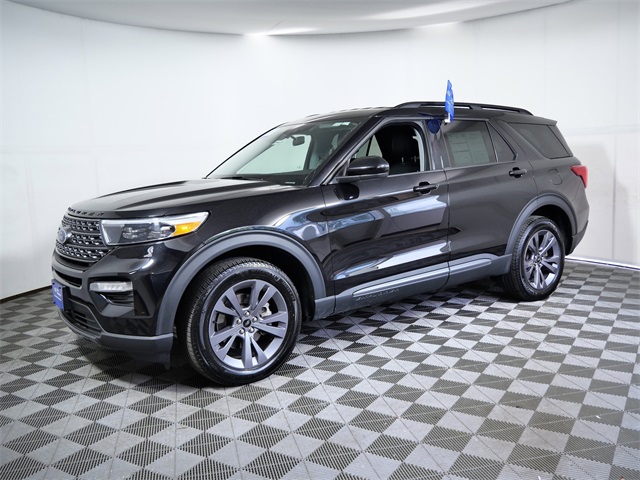 2023 Ford Explorer XLT photo 4