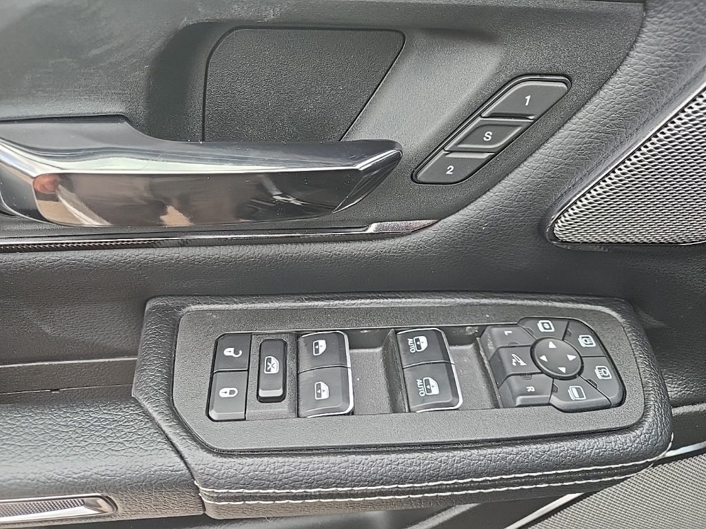 2025 Ram 1500 Rebel photo 13