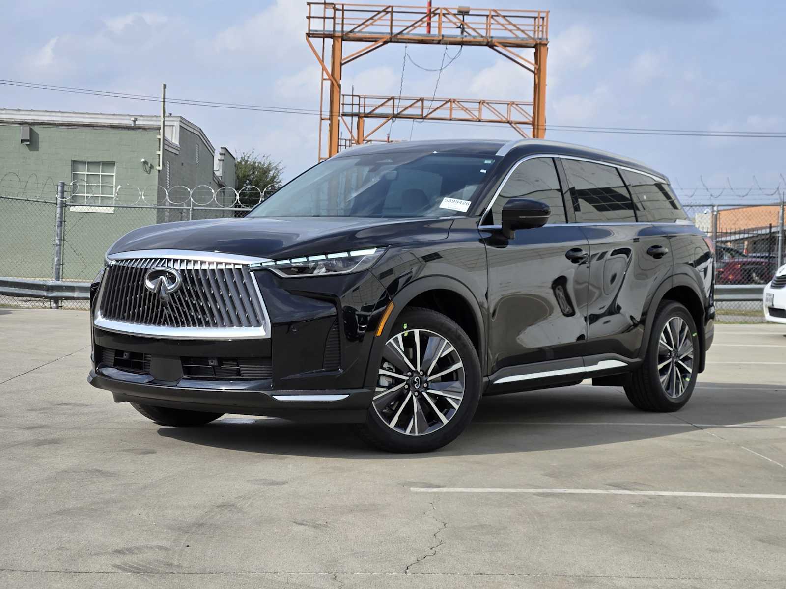 2026 INFINITI QX60 LUXE's photo