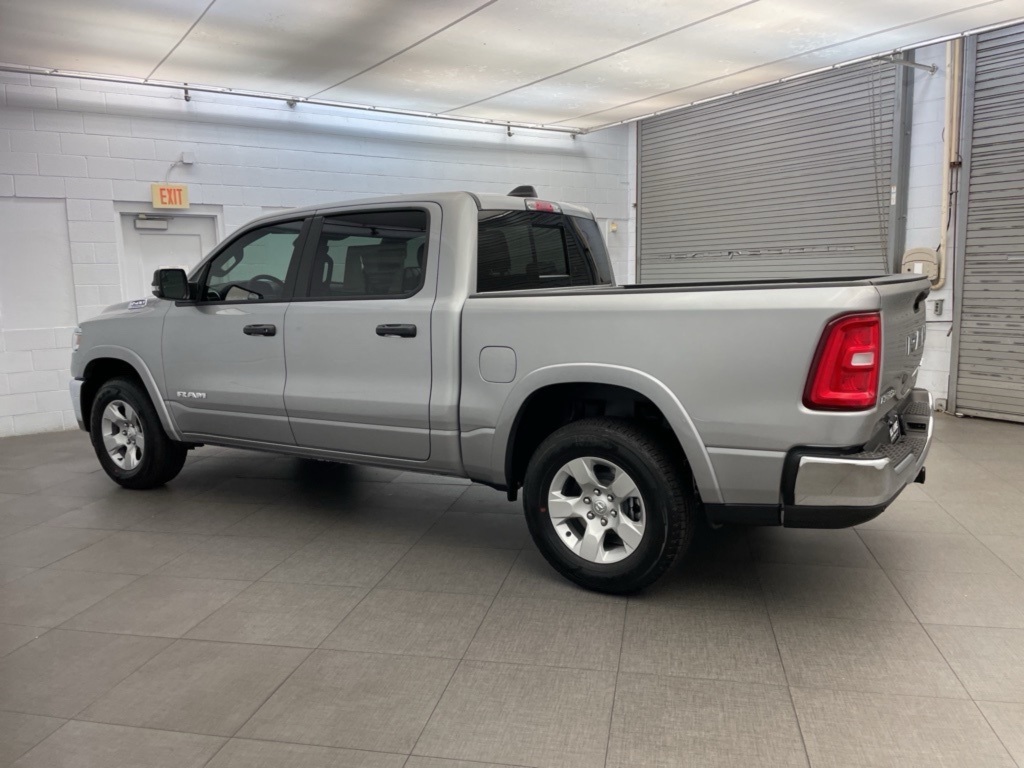 2025 Ram 1500 Big Horn Lone Star photo 4