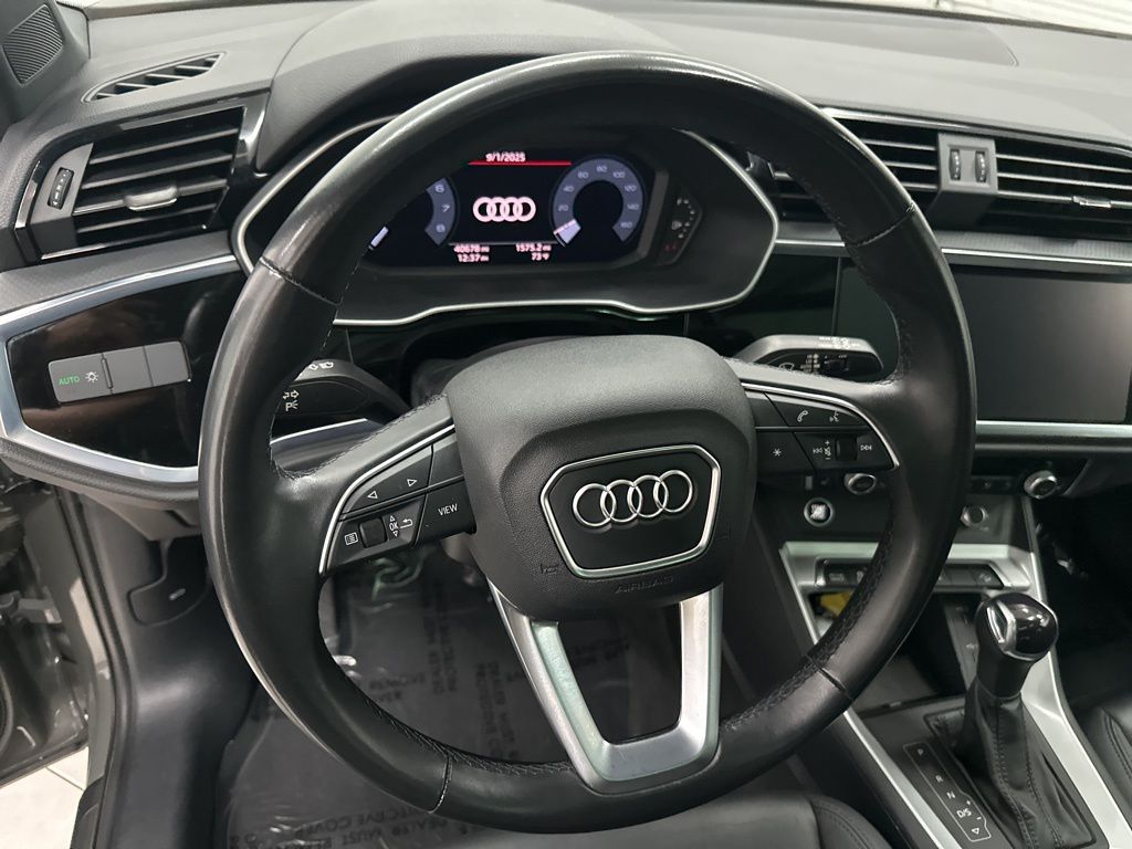 2022 Audi Q3 Premium photo 2