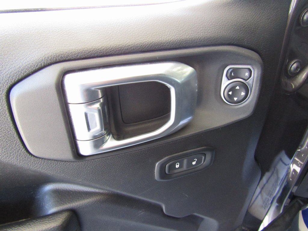 2024 Jeep Wrangler Rubicon photo 24