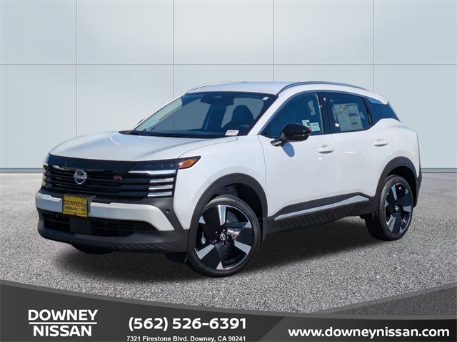 2026 Nissan KICKS SR's photo