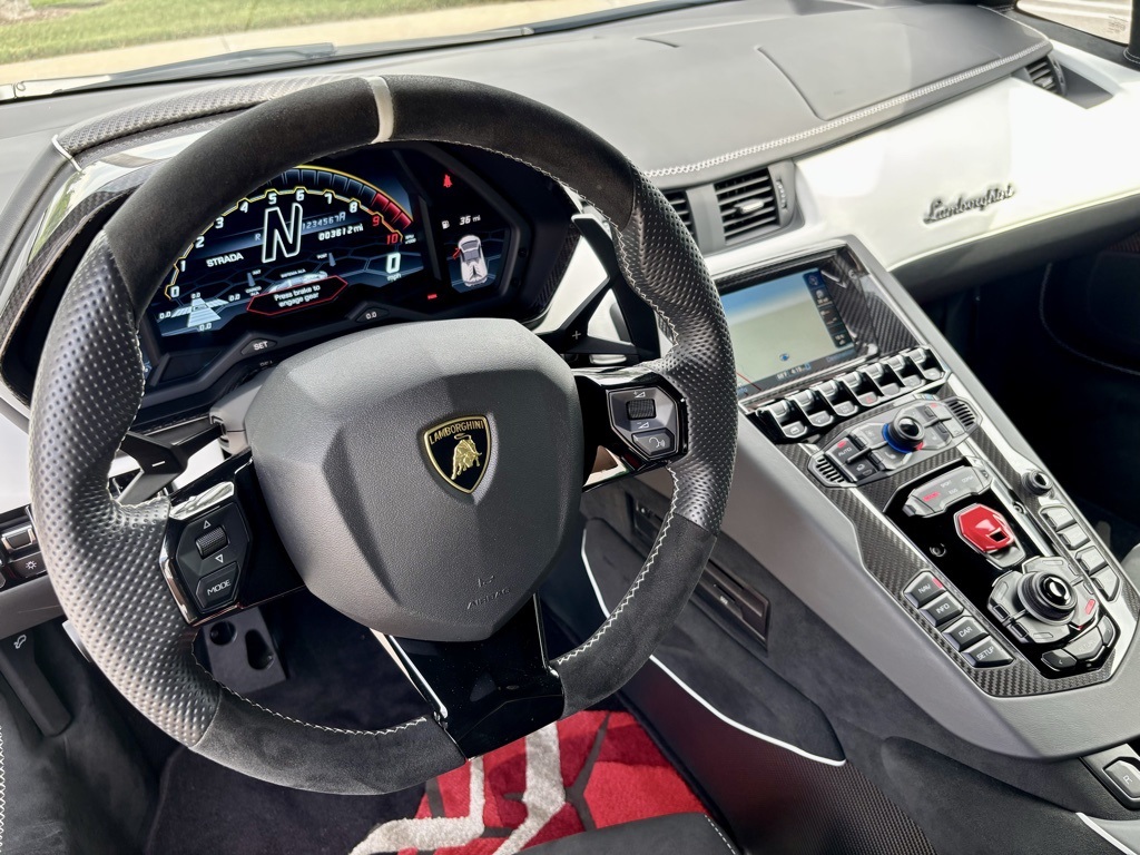 2020 Lamborghini Aventador SVJ Roadster photo 19