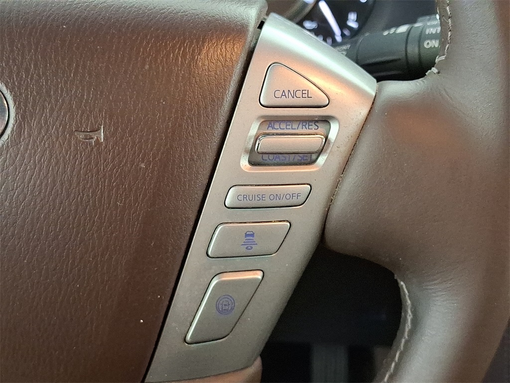 2015 Infiniti QX80 Limited photo 26