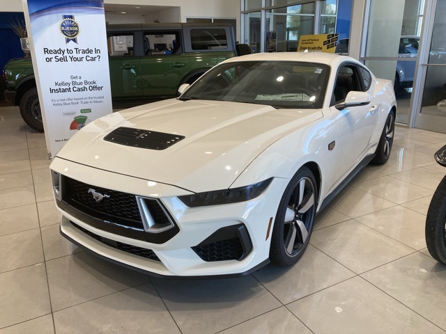 2025 Ford Mustang GT Premium's photo