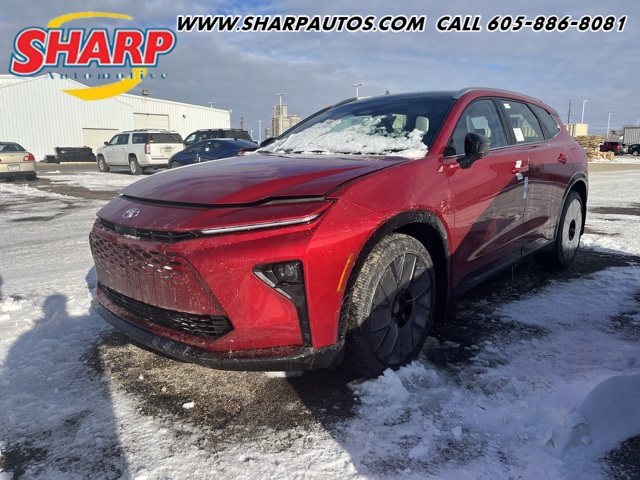 2025 Toyota Crown Signia Limited's photo