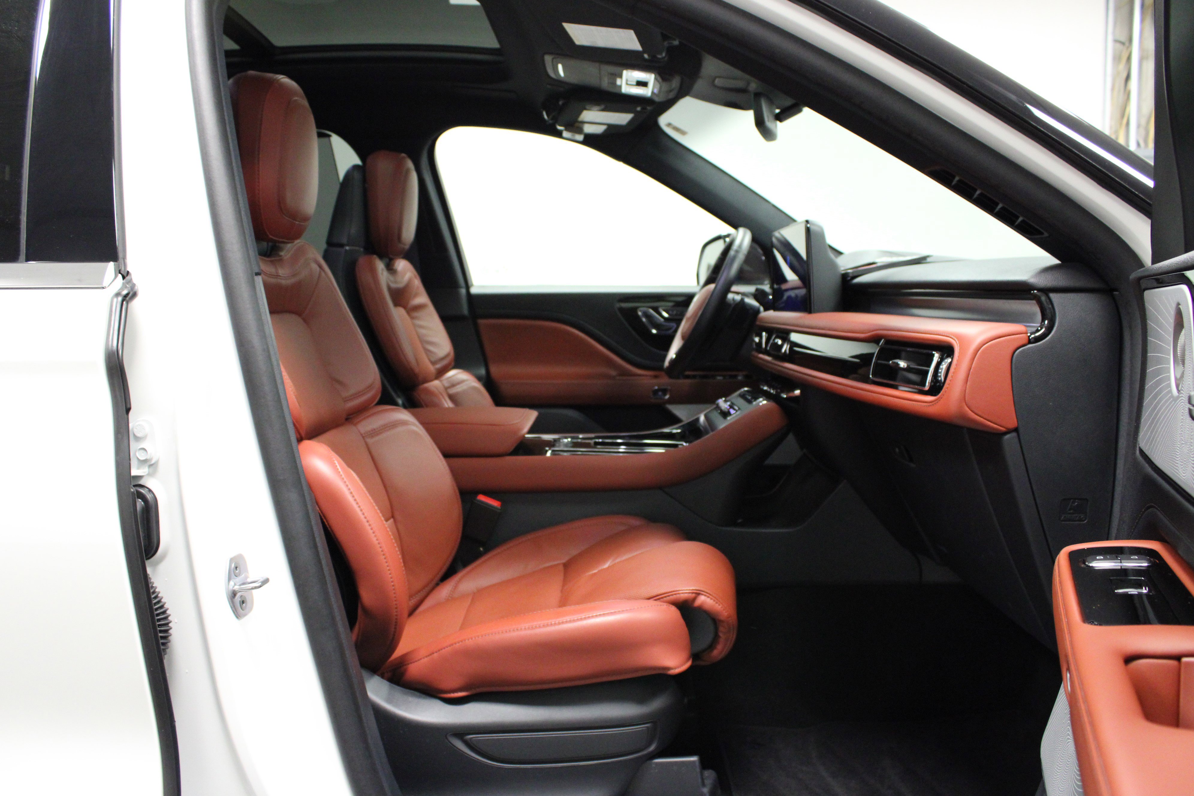 2025 Lincoln Aviator Reserve photo 15