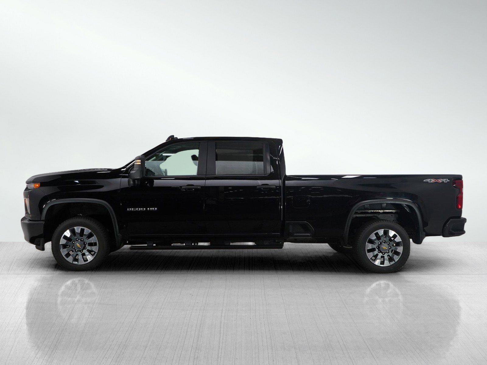 Used 2022 Chevrolet Silverado 2500HD Custom with VIN 1GC1YMEY0NF281501 for sale in White Bear Lake, Minnesota