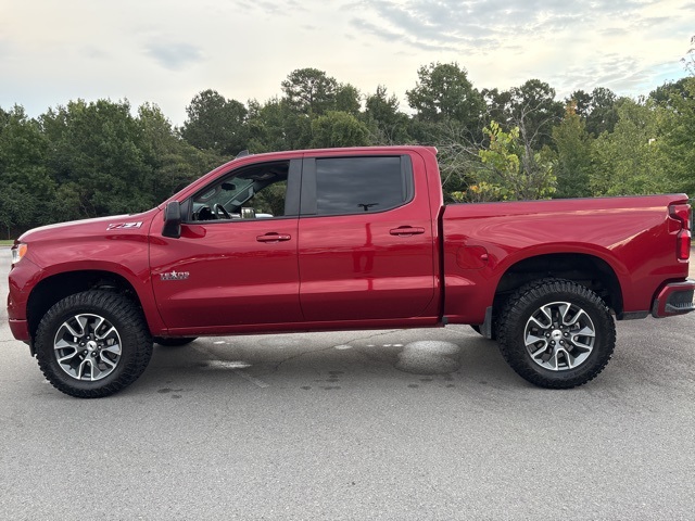 2023 Chevrolet Silverado 1500 RST photo 6