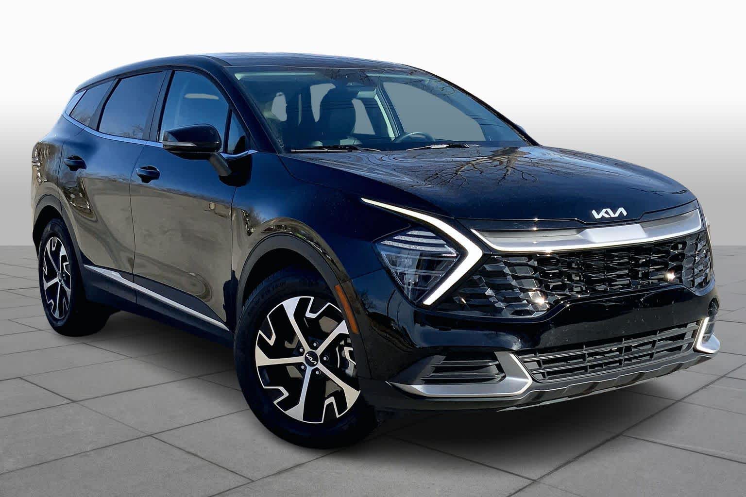 Certified 2025 Kia Sportage EX with VIN 5XYK33DF0SG253705 for sale in Kansas City