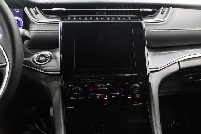 2022 Jeep Grand Cherokee Altitude photo 21