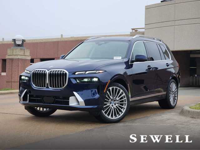2026 BMW X7 40i's photo