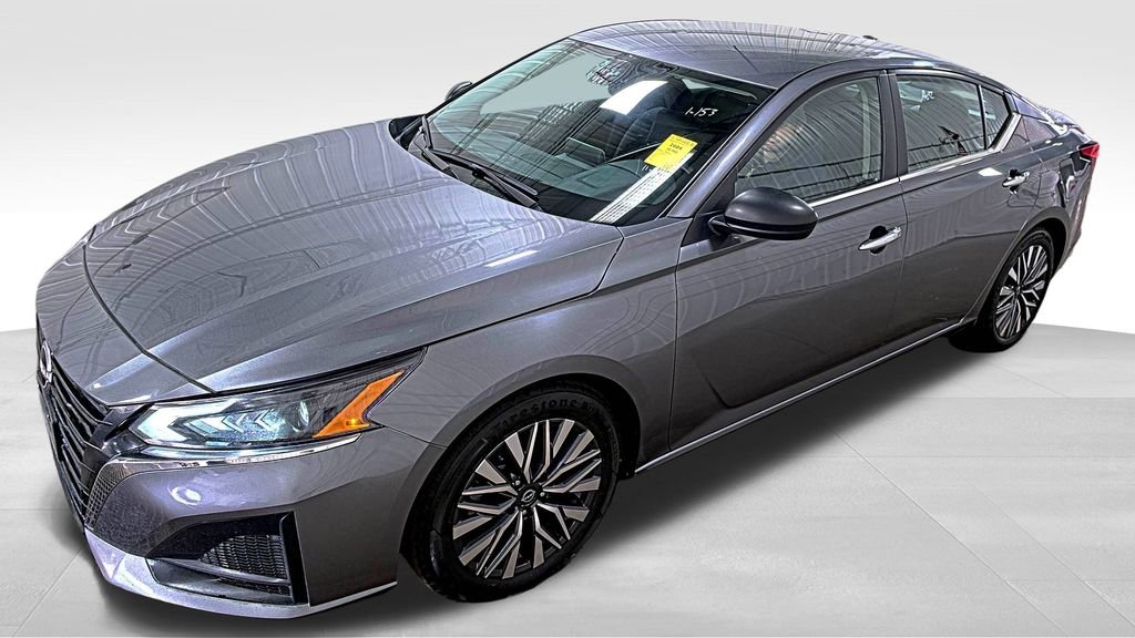 2024 Nissan Altima SV
