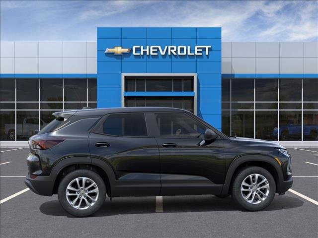 2026 Chevrolet Trailblazer LS photo 2
