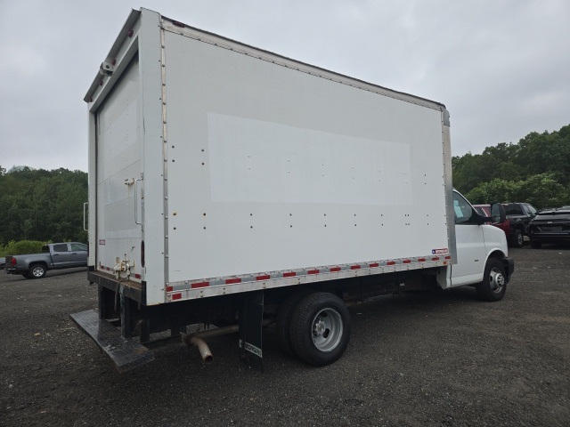 2019 Chevrolet Express 3500 Work Van photo 4