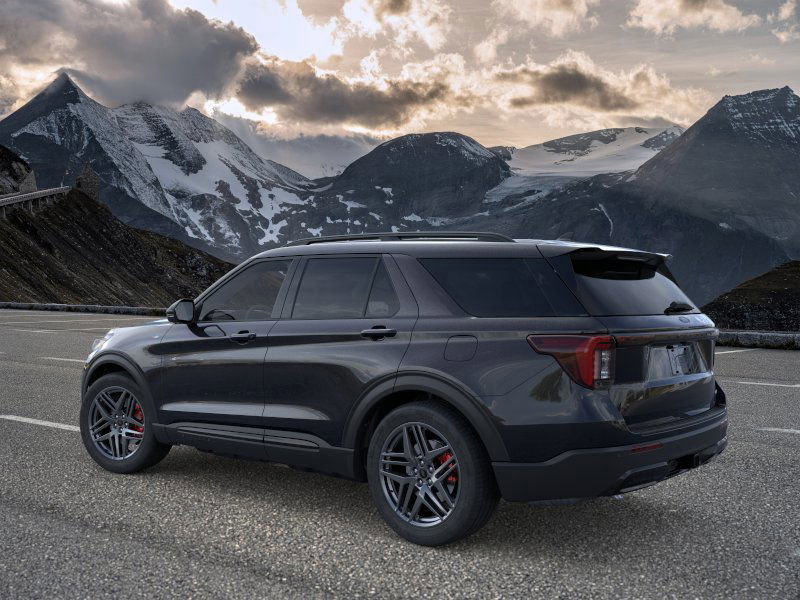2025 Ford Explorer ST-Line photo 4