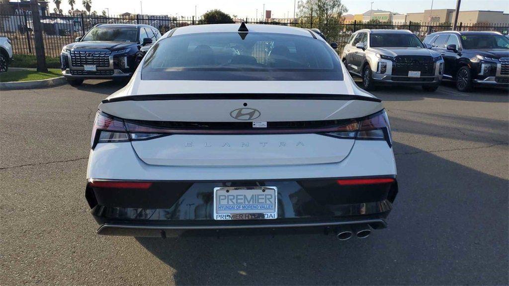 2025 Hyundai Elantra N Line photo 4
