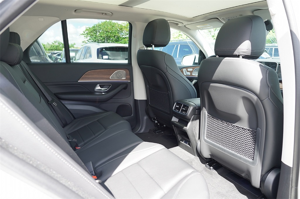 2026 Mercedes Benz GLE 350 photo 12