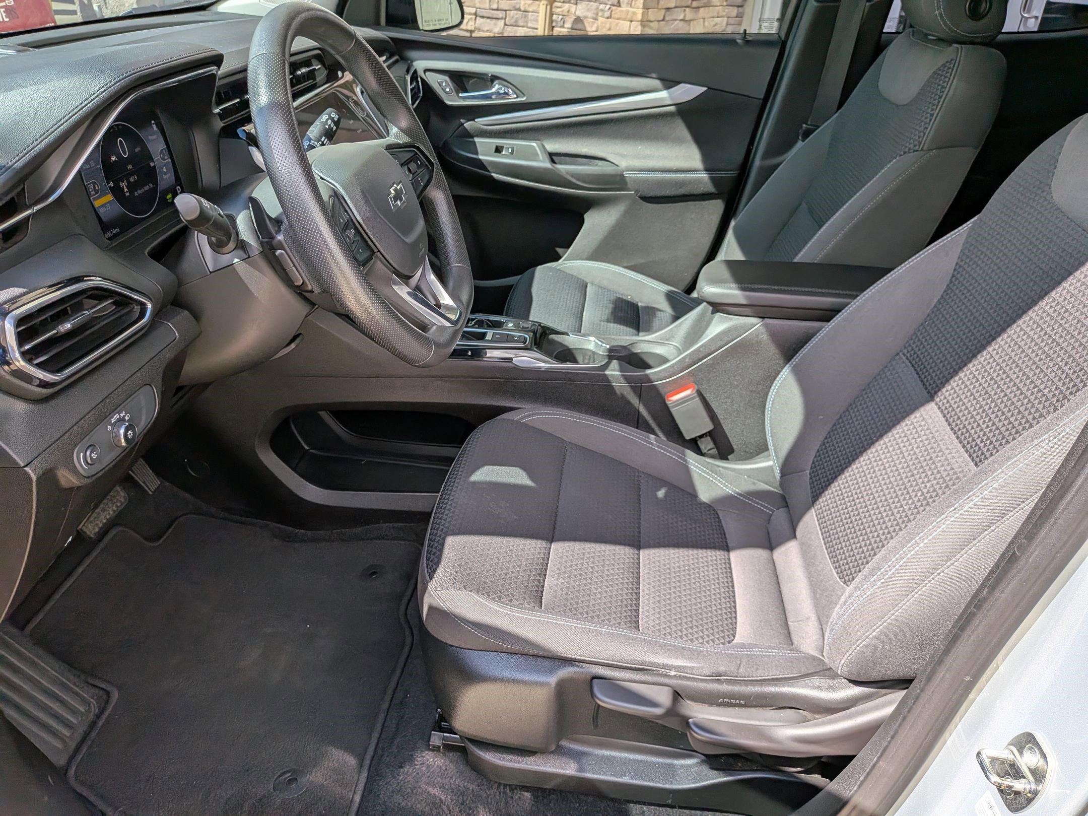 2023 Chevrolet Bolt EUV photo 16