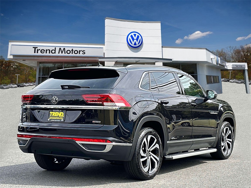2021 Volkswagen Atlas Cross Sport SEL Premium photo 4