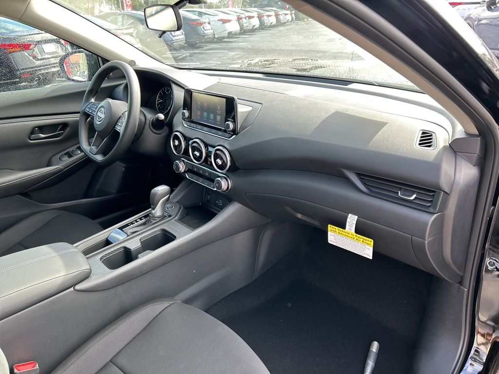 2025 Nissan Sentra S photo 33