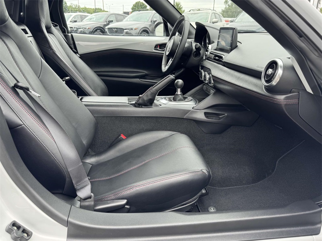 2018 Mazda MX-5 Miata Miata Grand Touring photo 16