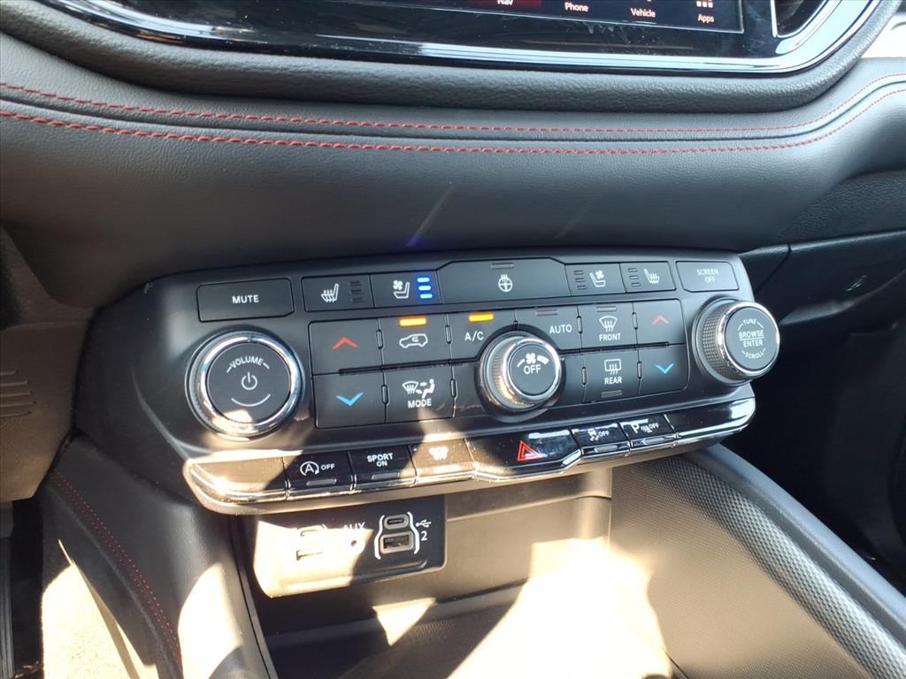 2024 Dodge Durango GT Plus photo 8